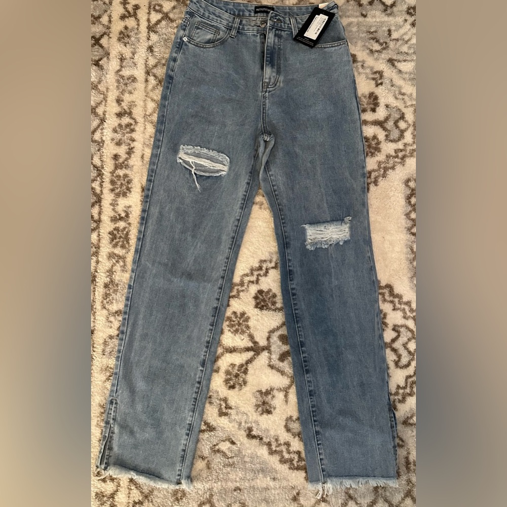 Brand new Light Blue Wash split hem jeans by Pretty Little Thing
